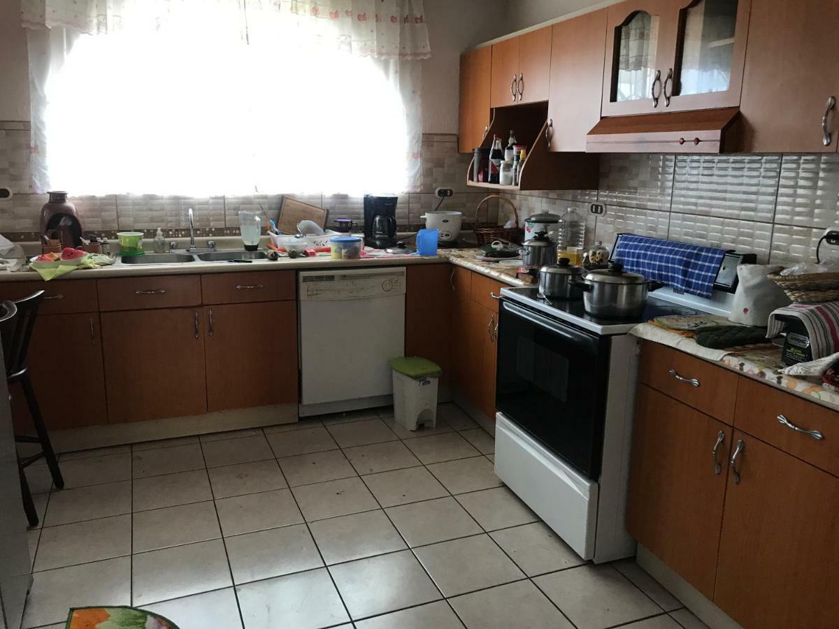 Casa Del Suizo Bed and Breakfast Desamparados  Εξωτερικό φωτογραφία